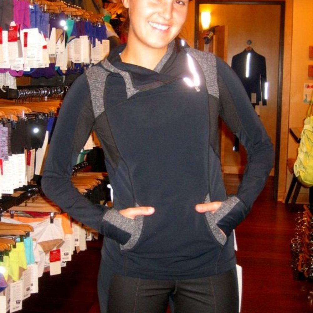Lululemon Run: Alpine Gray Long Sleeve Pullover Sweatshirt Athleisure Running
